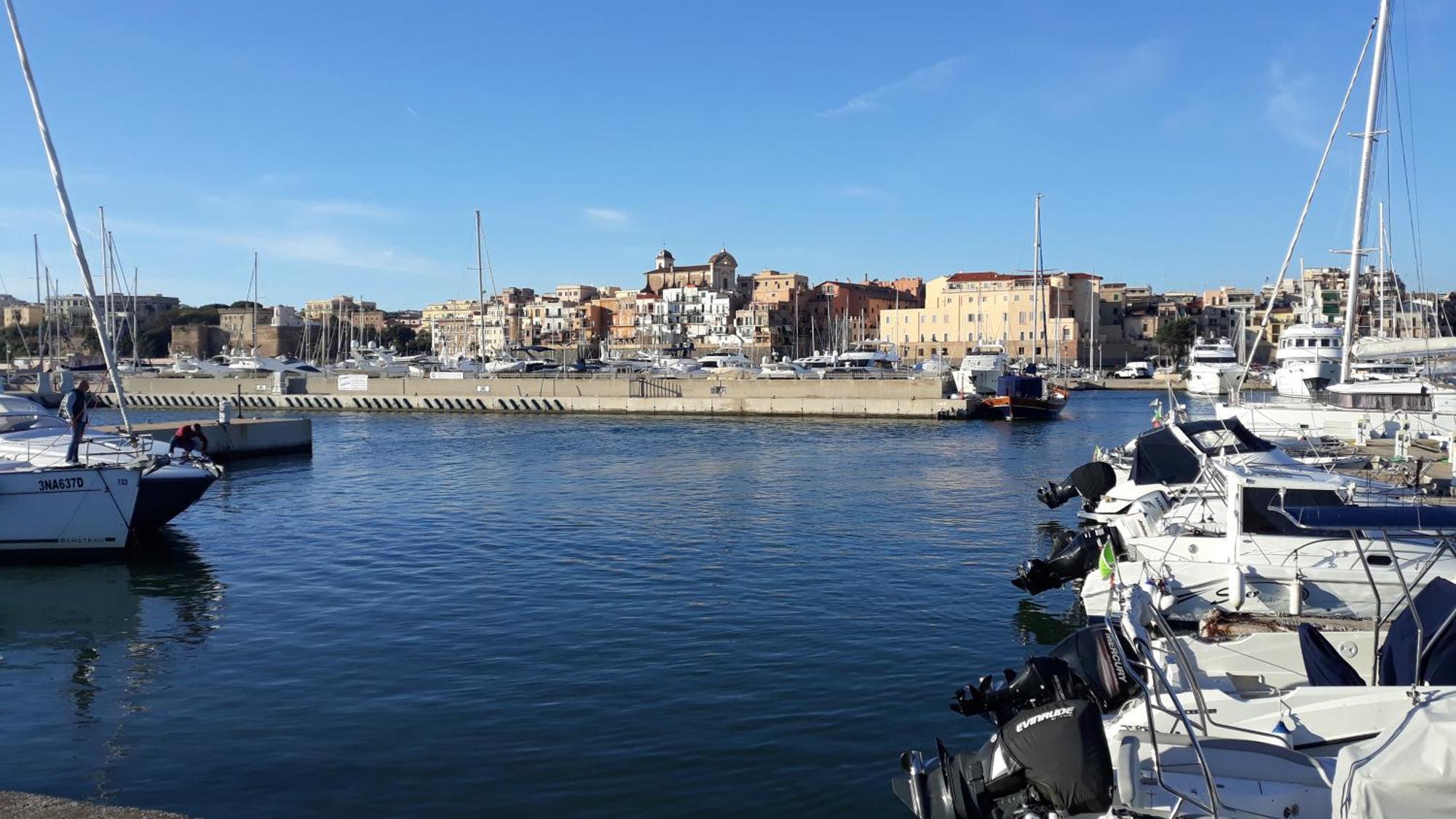Spazioso Appartamento Sul Lungomare Di 内图诺 外观 照片